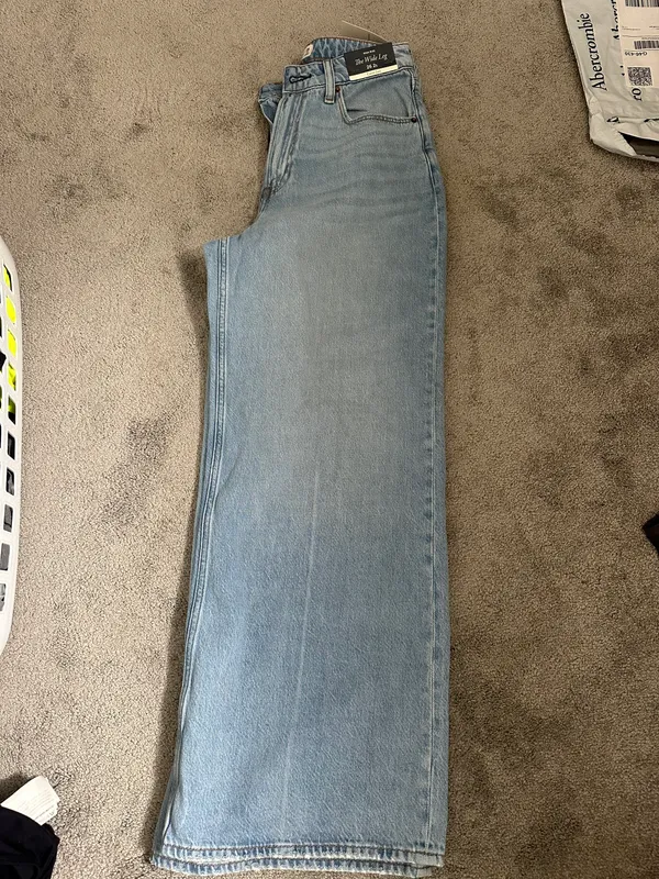 Jeans - Image 2