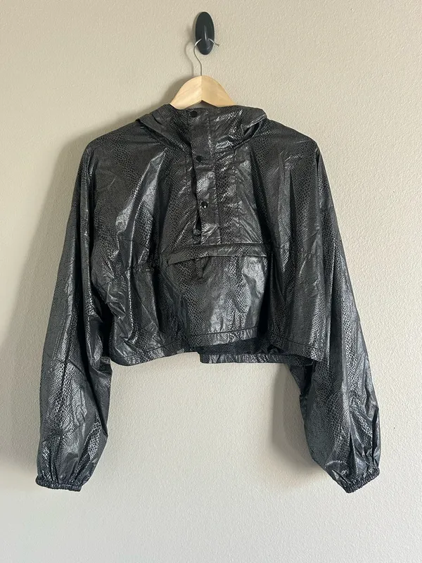 EUC Free People Diamond Back Reflective Jacket XS - Image 3