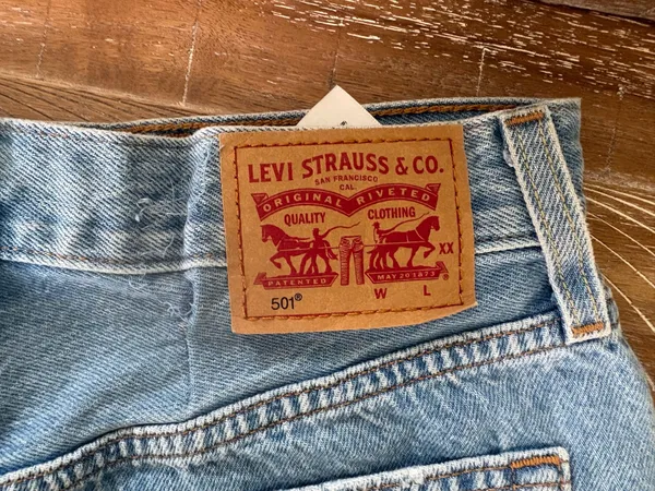 Levi’s Shorts - Image 3
