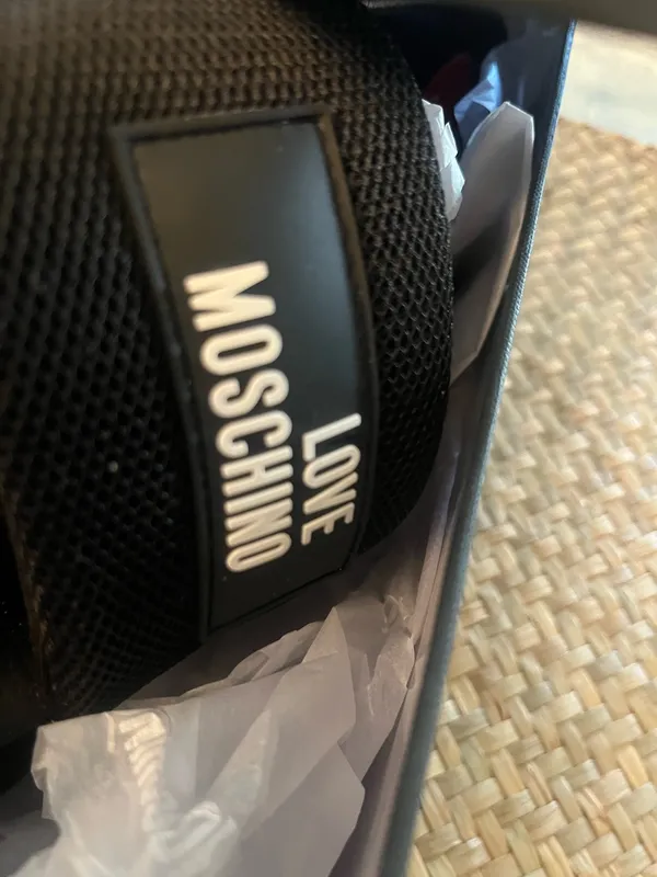Love Moschino black rubber logo slides - Image 3