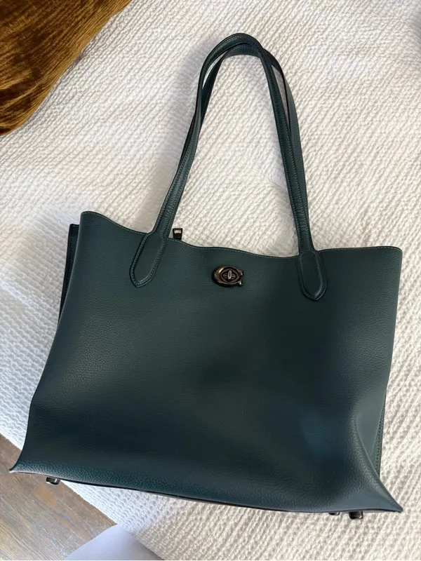 Coach Willow Tote Polished Pebble Leather Turnlock Zip Compartment Feet Green - Image 3