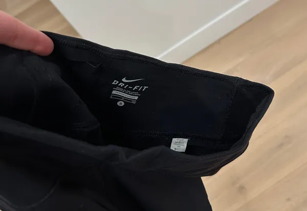 Nike Black Leggings - Image 2