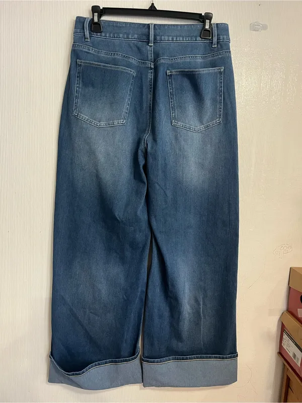 HALARA Blue Wide-Leg Flare Jeans - Image 9