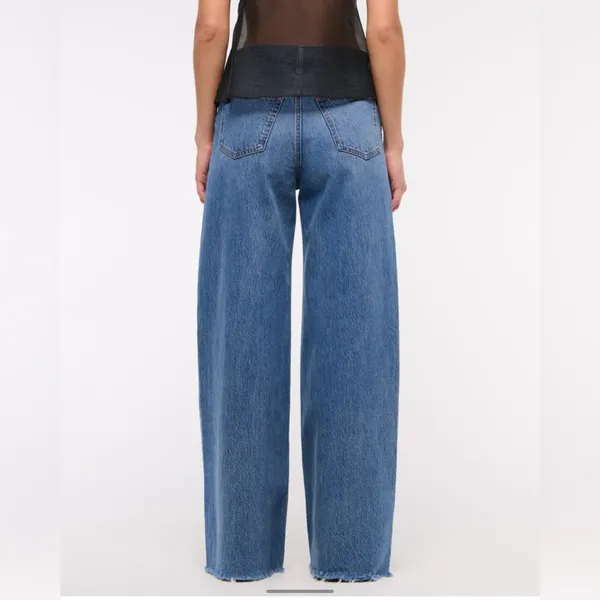 Abercrombie & Fitch The Wide Leg High Rise Jeans Size 30 - Image 2