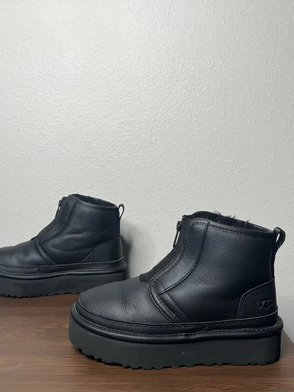 UGG Matte Black Neumel Platform Zip Up Boots Size 5 - Image 3