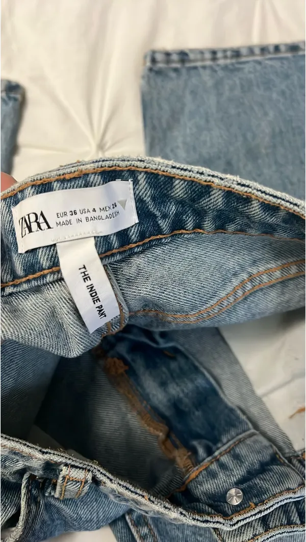 ZARA Low-Rise Jeans - Image 3
