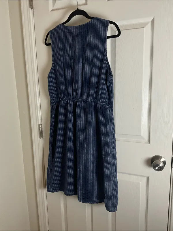 Old Navy Blue & White Striped Linen-Blend Sleeveless Woman’s Dress Size Large - Image 7