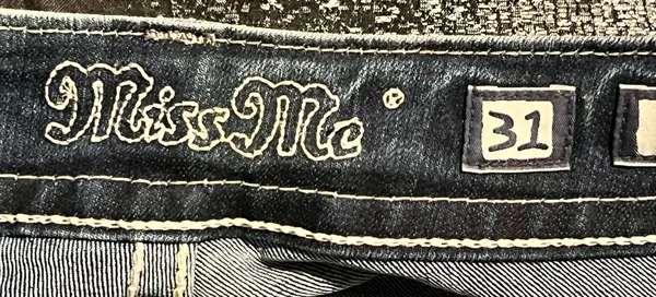 Womens 31x34 Miss Me Distressed JP5755B Embellished Boot Cut Jeans - Image 11