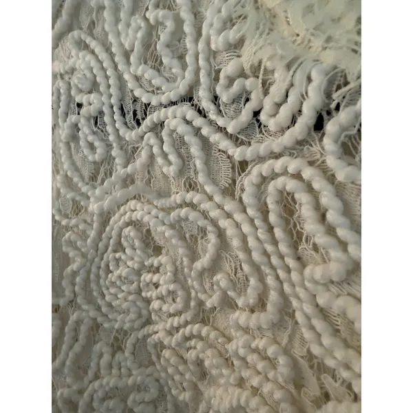 Zara Trafaluc White Lace Crop Top Short Sleeve Full Zip Back Textured Floral M‎ - Image 4