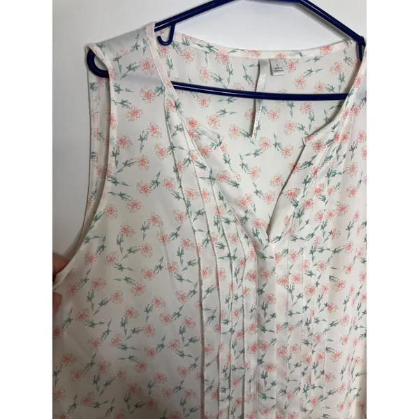 LC Lauren Conrad Blouse Womens Large White Floral Excellent Sleeveless V-Neck - Image 5