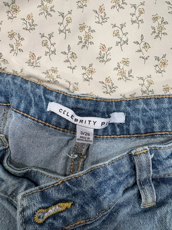Celebrity Pink Wide Leg Jeans - Image 2