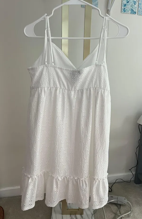 White Eyelet Dress Size M - Image 3