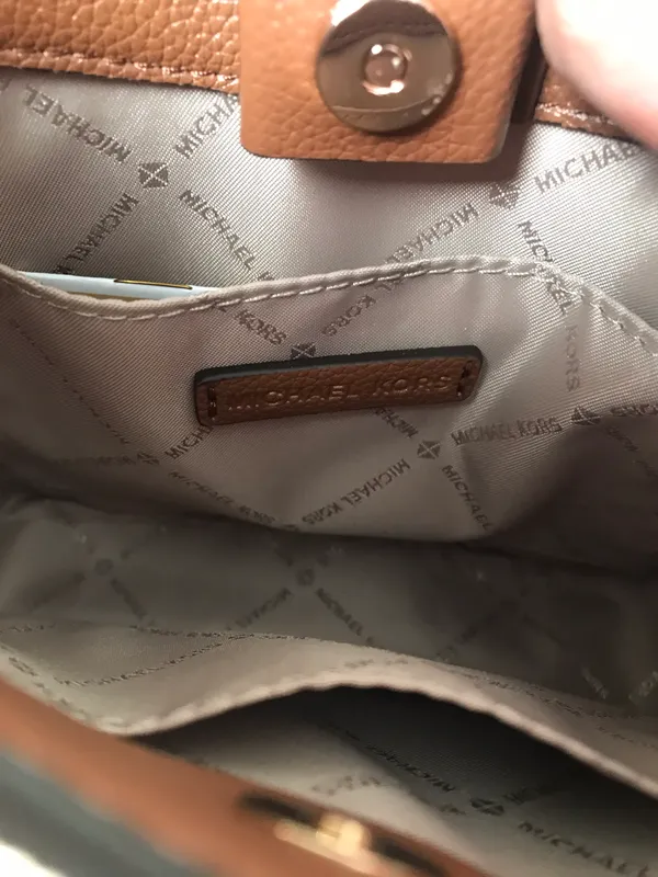 Michael Kors Purse - Image 8