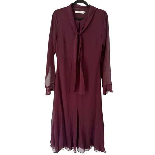 ASTR The Label Purple Chiffon Tie Neck Midi Dress Size Medium - Image 2
