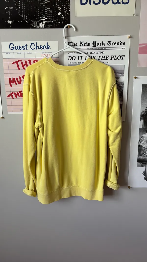 Emma Chamberlain Crewneck Yellow Size M - Image 3