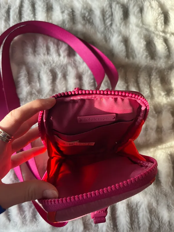 Lululemon Crossbody Bag - Image 6