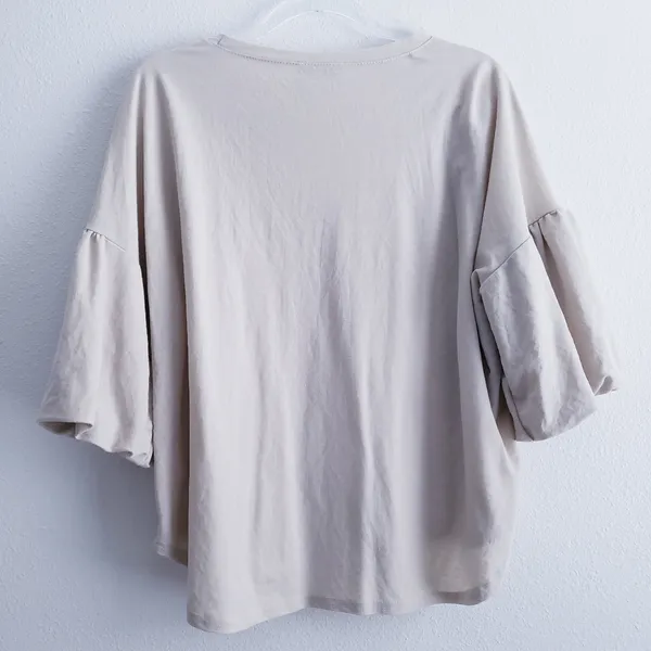 Kaye Bubble Sleeve Short Sleeve Scoop Blouse - Image 6
