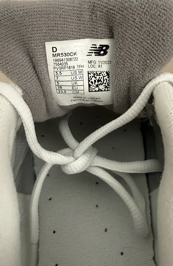 New Balance Woman's Grey and White Athletic Sneakers - Image 8