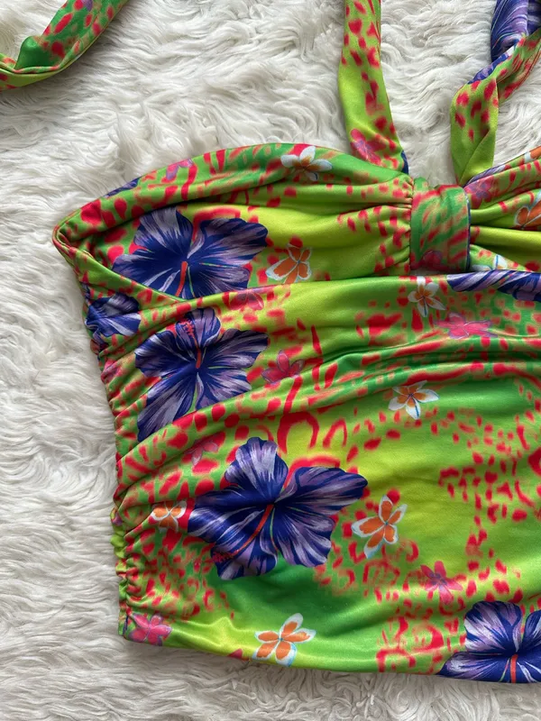 I.AM.GIA Top Isabella Halter Crop Top Cut Out Hibiscus Tropical Hawaiian Sz S - Image 4