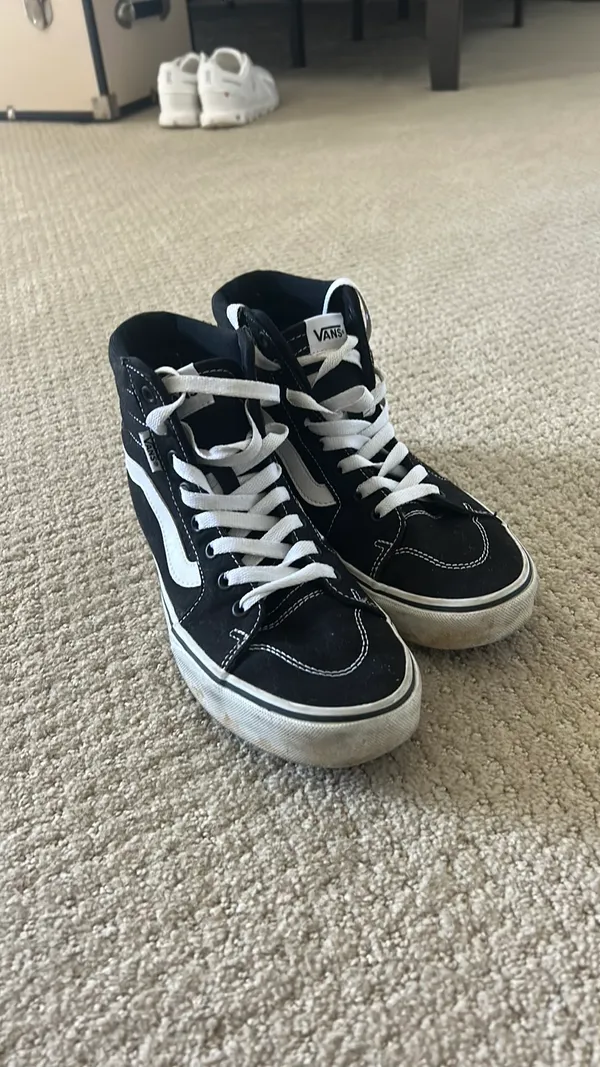 Black Vans Women’s - Image 8