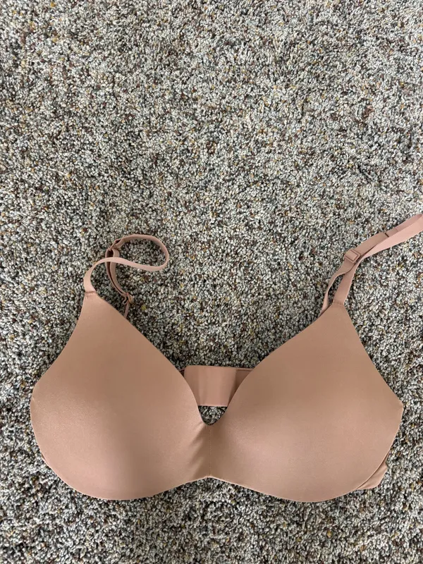 SKIMS T-Shirt Demi Bra Wireless Form - Image 3