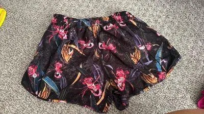 Lululemon Hotty Hot 4" - Image 2
