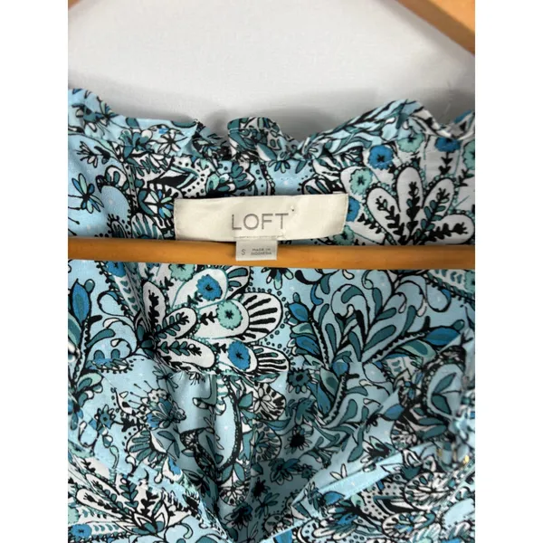 Ann Taylor LOFT Floral Print V Neck Blouse Size Small - Image 3