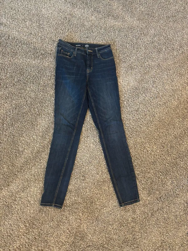 Old Navy High-Rise Skinny Rockstar Super - Image 2
