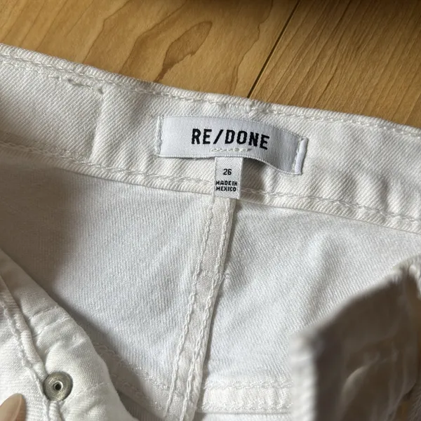 RE/DONE White Distressed Jeans - Image 3