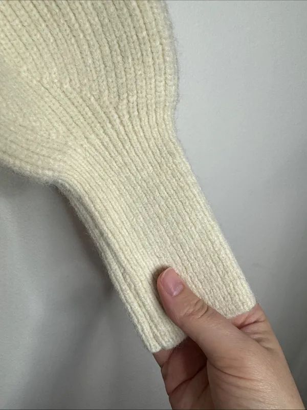 Korean Fashion Moong-Chi Cream Cutout V-Neck Chunky Rib Cable Knit Front Sweater - Image 6