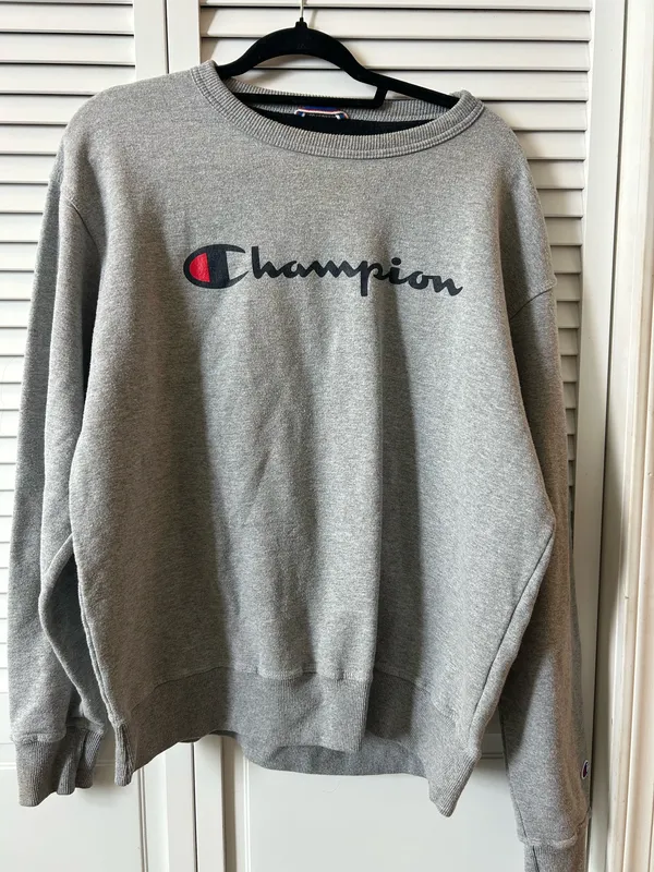 Champion Sweatshirt - Image 4