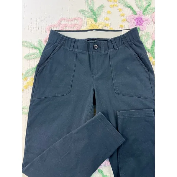 Under Armour Black Fitted Athletic Pants Style 1326884 Womens Size‎ 6 - Image 4
