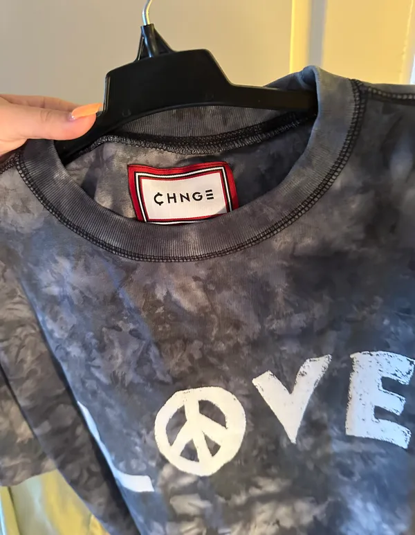 CHNGE crop top - Image 3