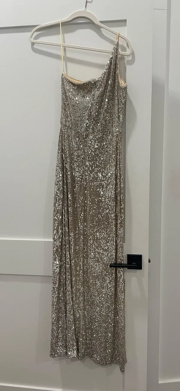 Windsor Gold Formal Dress - Image 3