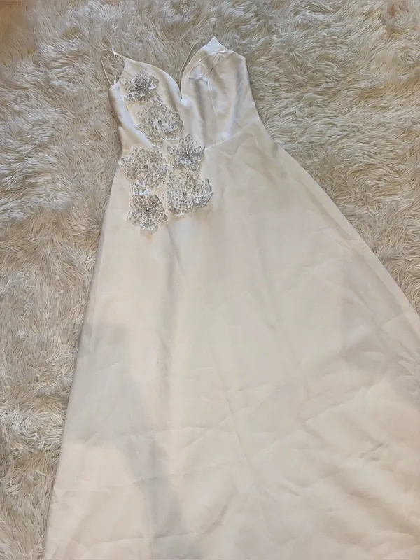 NEW ELLIATT Stella white 3d floral applique A-line bridal maxi gown dress sz S - Image 6