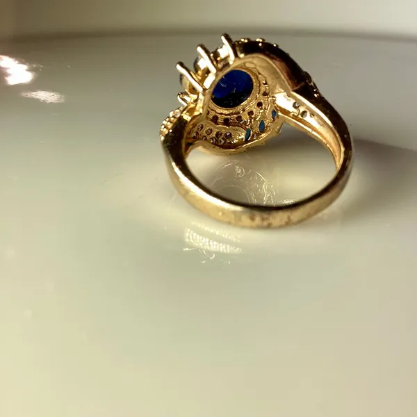 NWOT Sapphire Blue Crystal Cocktail Ring Gold - Image 7