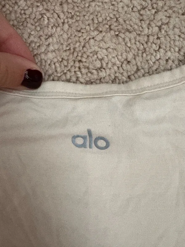 Alo Yoga Top - Image 4