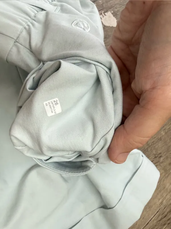 Lululemon LuluLinen High-Rise‎ Short 6" size 26 color is ocean air - Image 3