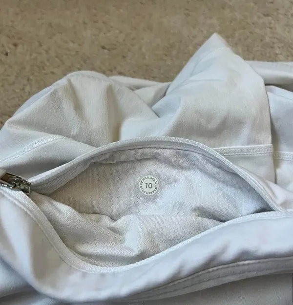 White Lululemon pace rival skirt with built in shorts - Image 7