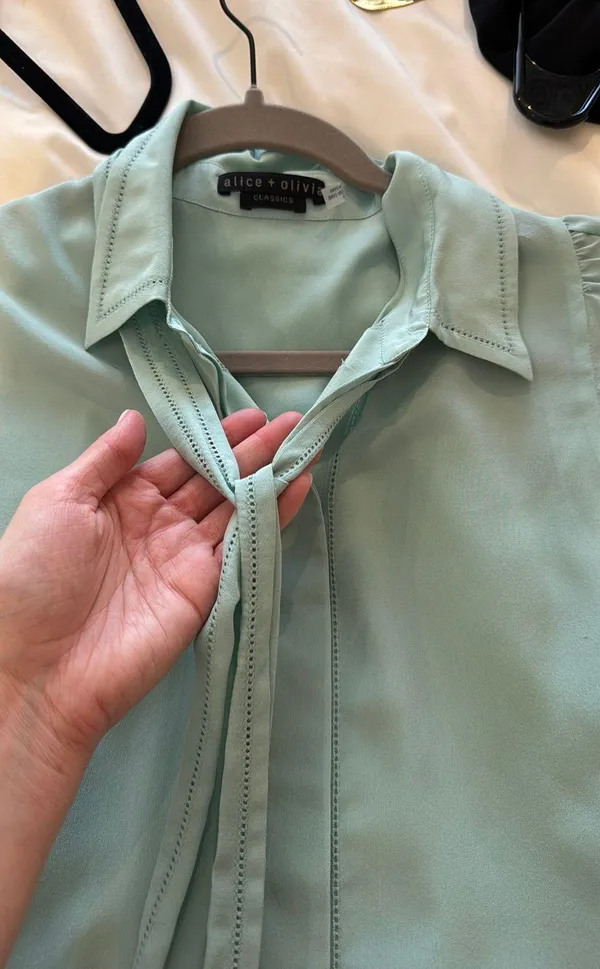 Alice + Olivia Blouse - Image 4