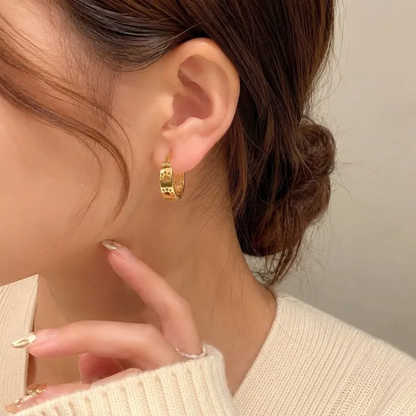NWOT Gold Tone Paw‎ Print Hoop Earrings Cute Pet Lover Huggie Hoops - Image 2