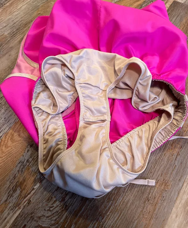 Nike LAST CHANCE Hot Pink Dry-Fit Shorts - Image 3