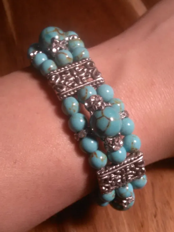 Blue Howlite Three Row Beaded Silvertone Stretch Bracelet - Image 11