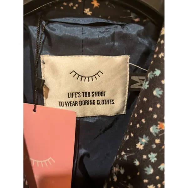 Life's Too Short to Wear Boring Clothes Women's coat/jacket sz M - Image 5