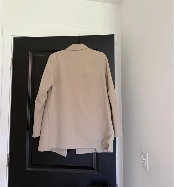 H&M Taupe blazer  - Image 2
