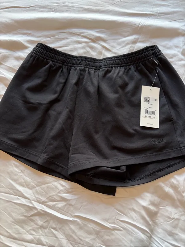 Vuori Black Elastic-Waist Athletic Shorts - Image 2