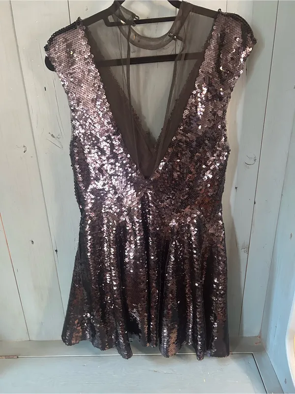 Free People Sequin V-Neck Sleeveless Party Dress in Metallic Black | Size Medium - Image 9