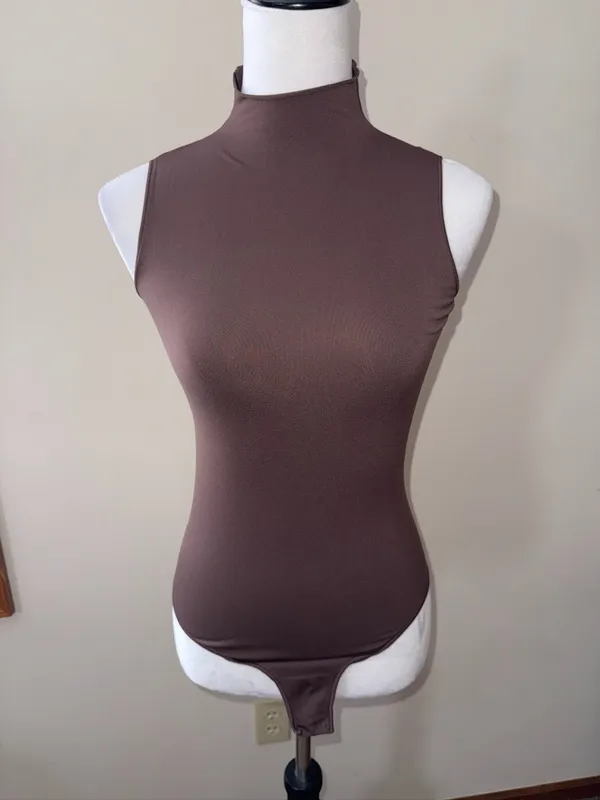 SKIMS Fits Everybody High Neck Bodysuit - Image 6