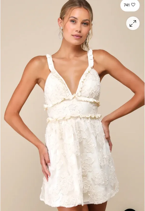 Lulus Cream ruffle dress - Image 3