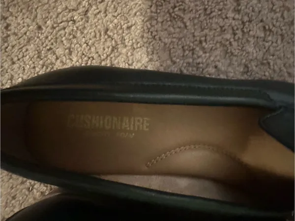 Cushionaire Dark Green Loafers New 7.5 - Image 6